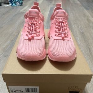 Pink Steve maddens only worn once nothing wrong with them!